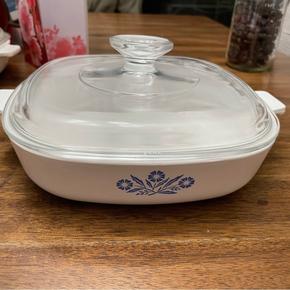 Vintage Corningware Blue Cornflower 9” Casserole Dish P-9-B with Lid